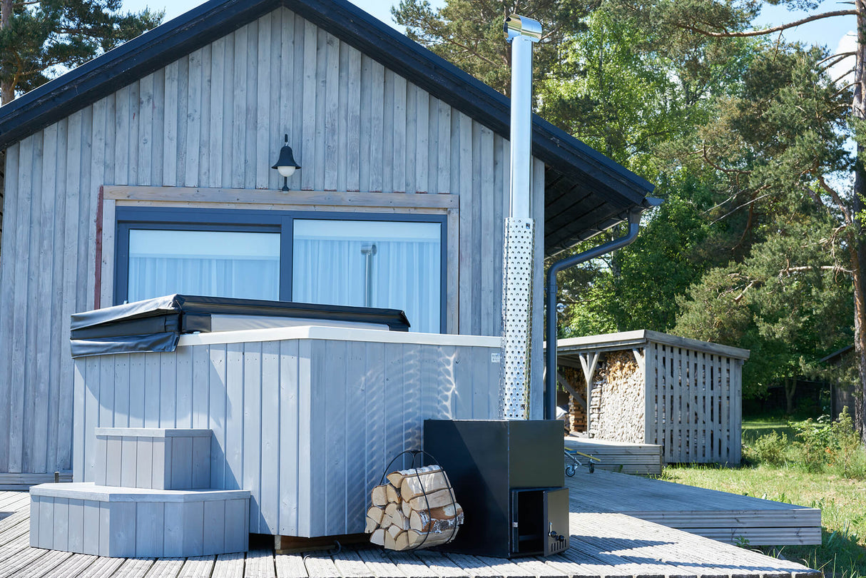 Original Quadro Hottub | HotTub mit Holzofen | für 6 Personen | 2.00 × 1.70 Meter