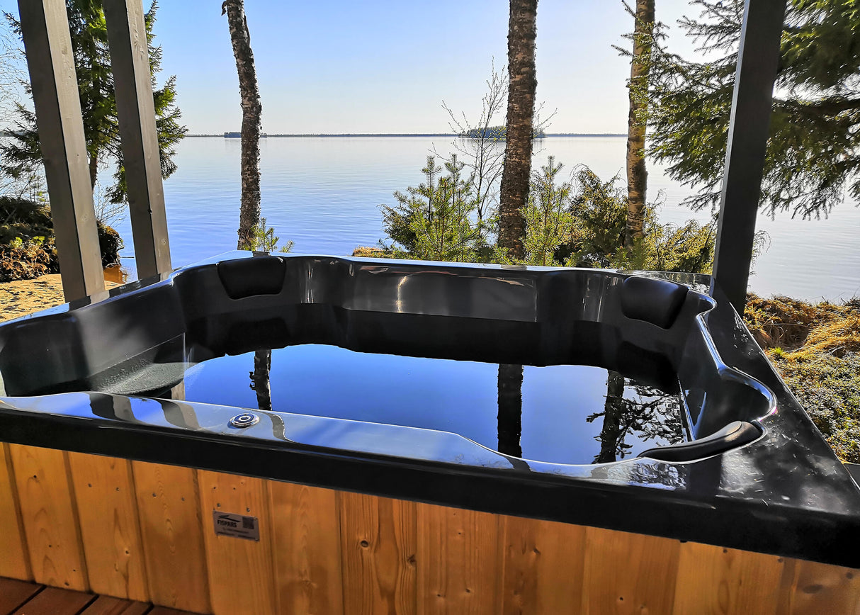 Original Quadro Hottub | HotTub mit Holzofen | für 6 Personen | 2.00 × 1.70 Meter