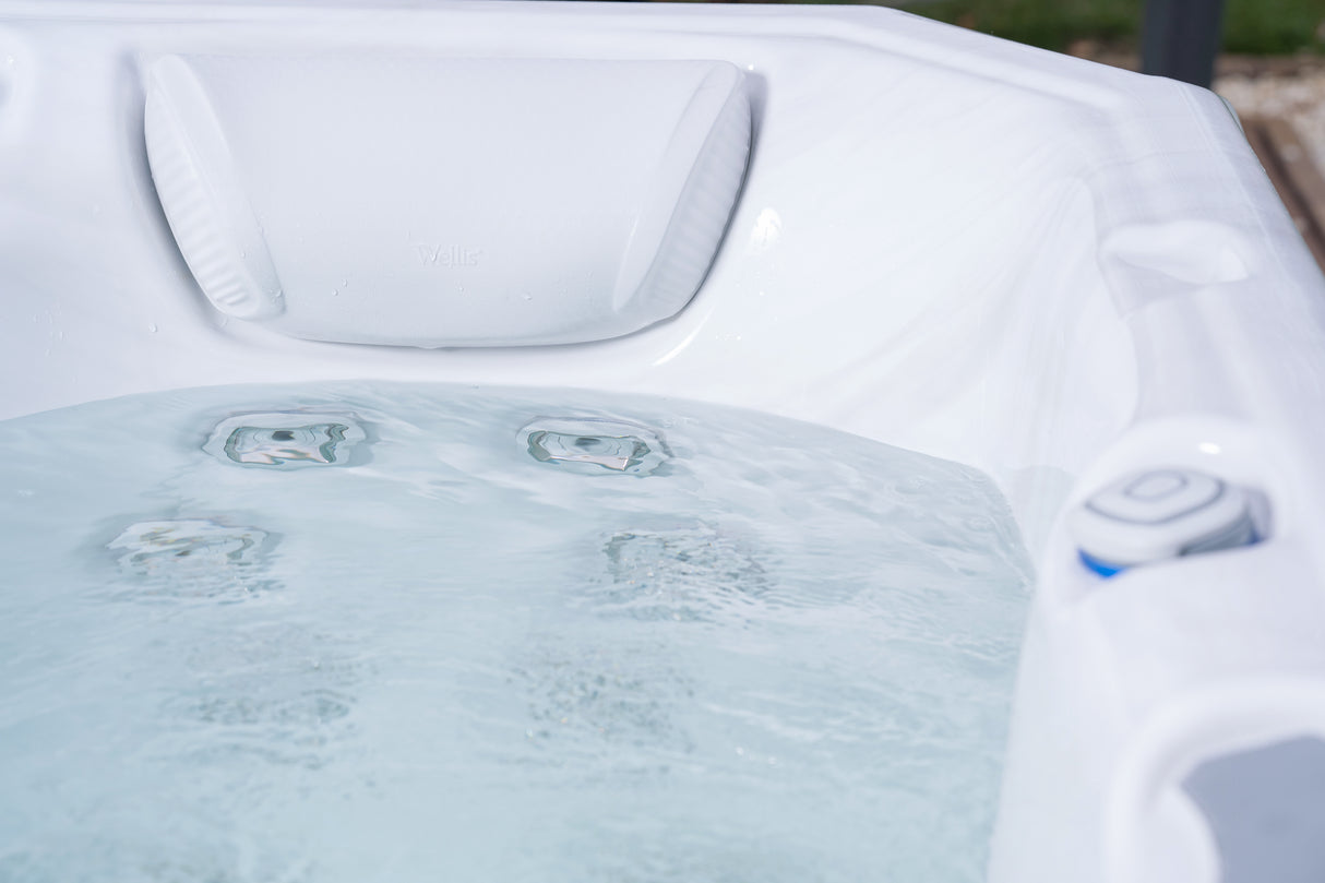 Wellis Teide Life | 215 x 160 cm | Premium Whirlpool Komplettset | 1 Liege- und 2 Sitzplätze