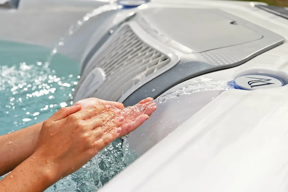 Wellis Everest Life Deluxe | 236 x 236 cm | Premium Whirlpool Komplettset | 2 Liege- und 3 Sitzplätze