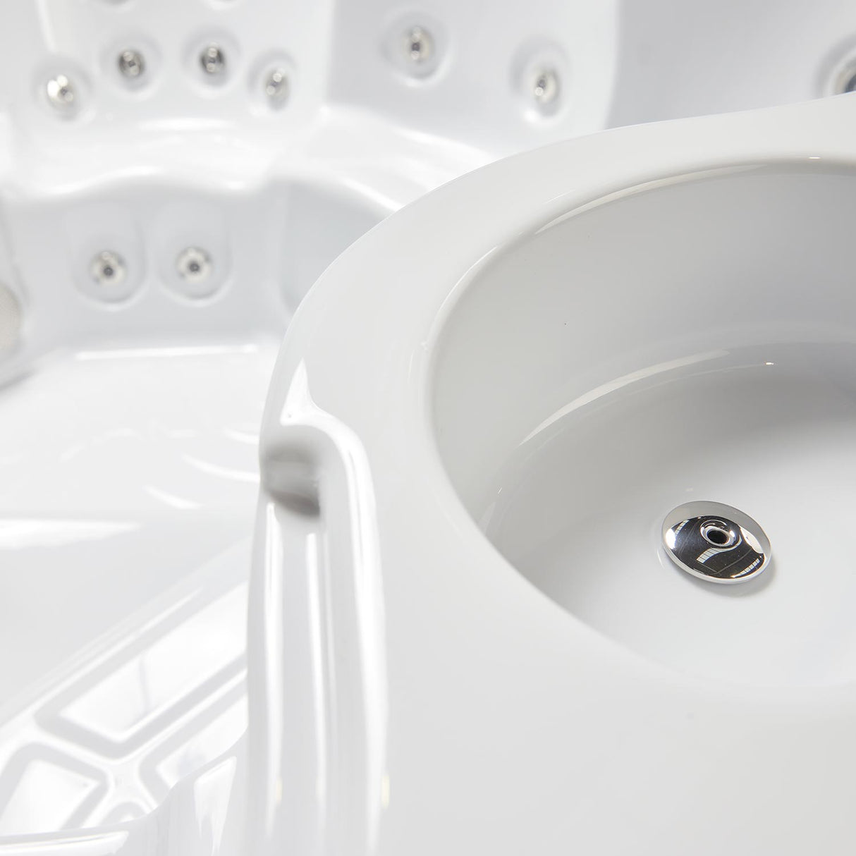 Wellis Jupiter | 200 x 200 cm | Whirlpool Komplettset | 1 Liege- und 5 Sitzplätze