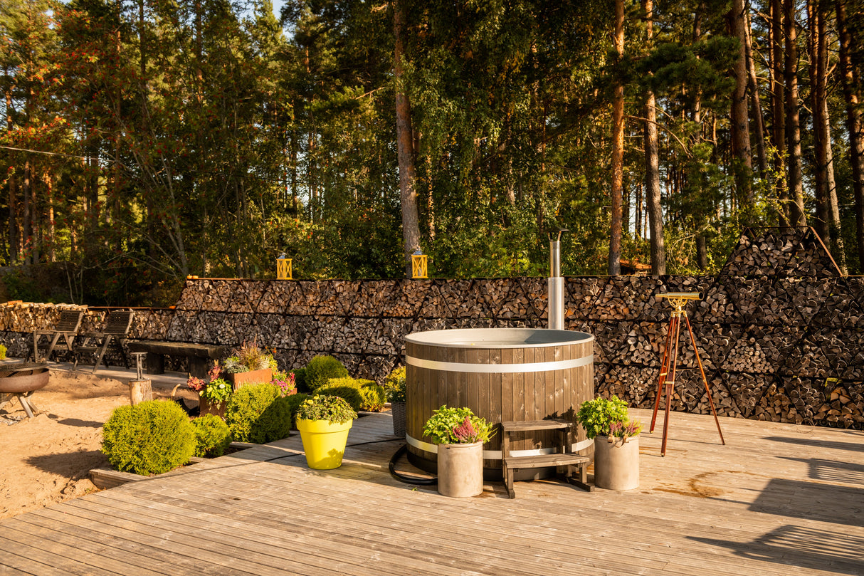 Kirami Breezy M | Hot Tub mit Holzofen | Ø 170 cm | für 4-6 Personen