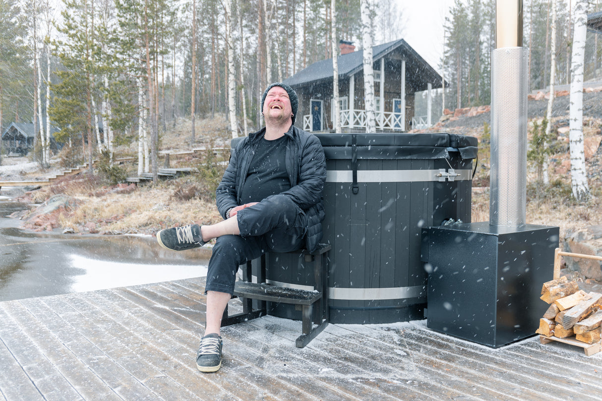 Kirami Annex Family M | Hot Tub mit Holzofen | Ø 170 cm | für 3-5 Personen