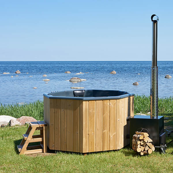 Original Octa L Hottub | HotTub mit Holzofen | für 6 Personen | 2.00 × 2.00 Meter