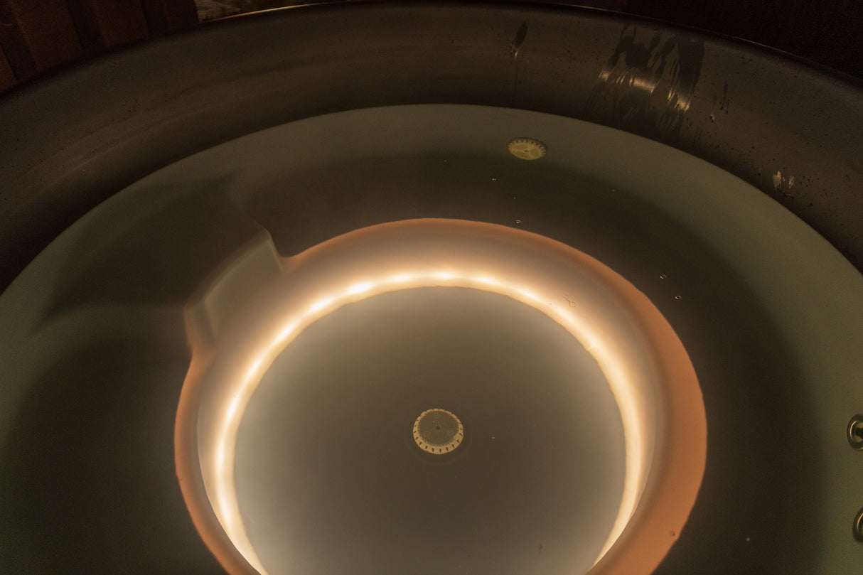 Kirami Breezy M Dual | Combi Tub mit Kühl- und Heizfunktion | Wärmepumpe Plug n Play | 170 cm | für 4-6 Personen