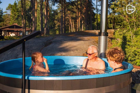 Kirami Hot Tubs mit Holzofen