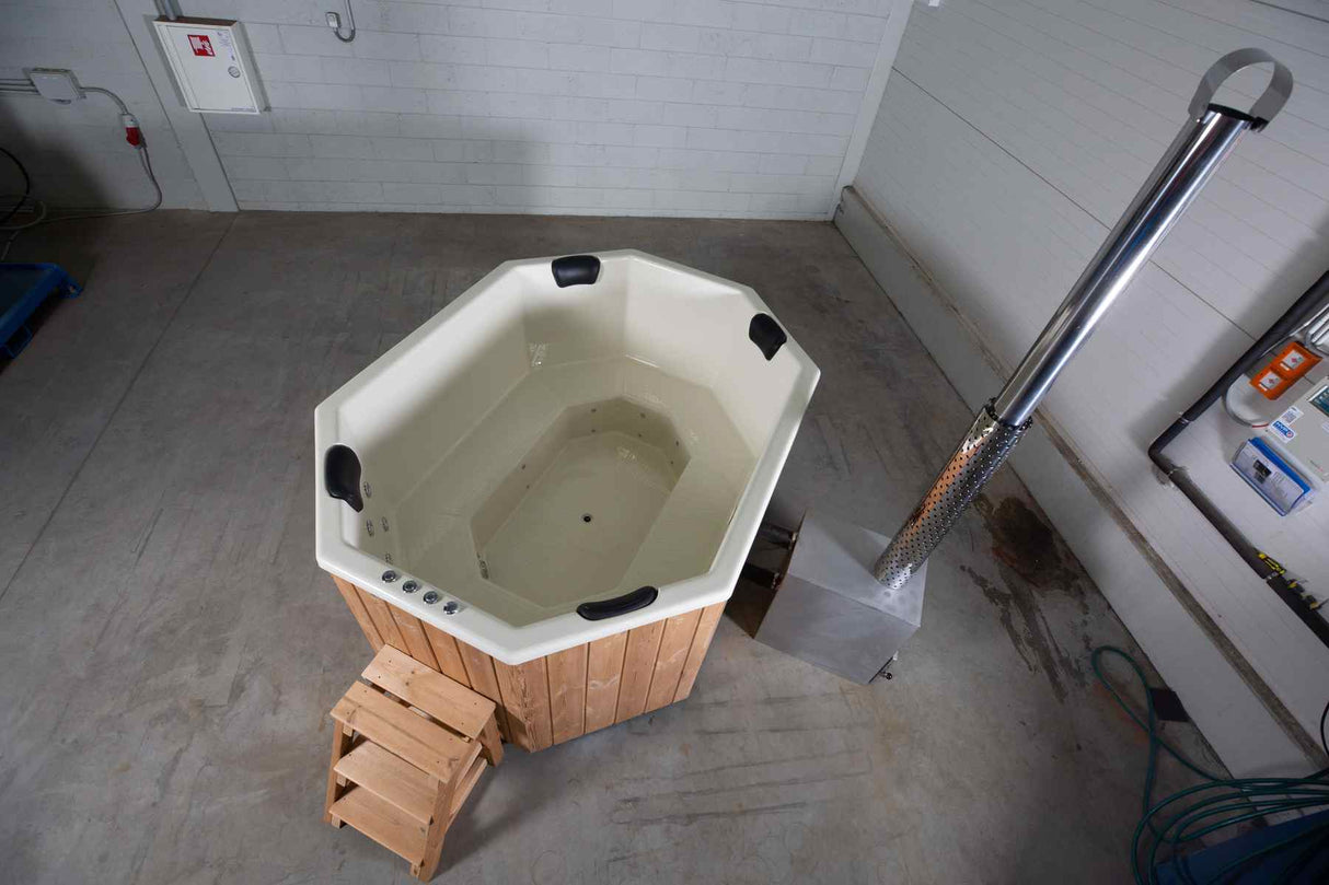 Original Octa XXL Hottub | HotTub mit Holzofen | für 8 Personen | 2.40 × 1.80 Meter