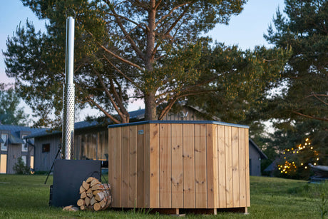 Original Octa L Hottub | HotTub mit Holzofen | für 6 Personen | 2.00 × 2.00 Meter
