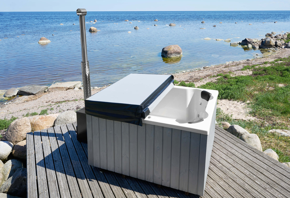 Original Quadro Hottub | HotTub mit Holzofen | für 6 Personen | 2.00 × 1.70 Meter