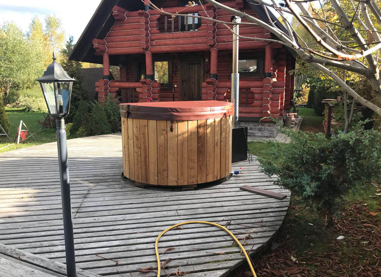Original Globo Ex Hottub | HotTub mit Holzofen | für 4 Personen | Ø 1,80 Meter