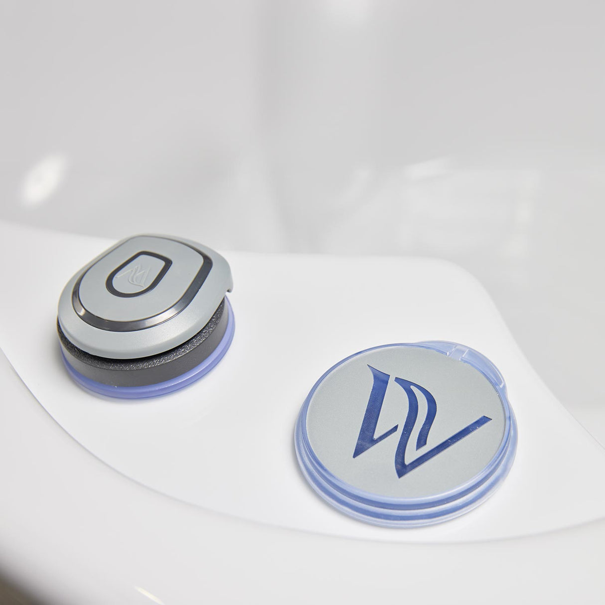 Wellis Jupiter | 200 x 200 cm | Whirlpool Komplettset | 1 Liege- und 5 Sitzplätze