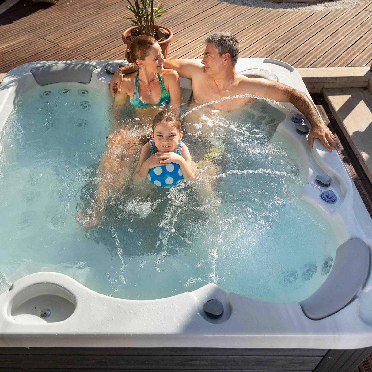 Wellis Jupiter | 200 x 200 cm | Whirlpool Komplettset | 1 Liege- und 5 Sitzplätze