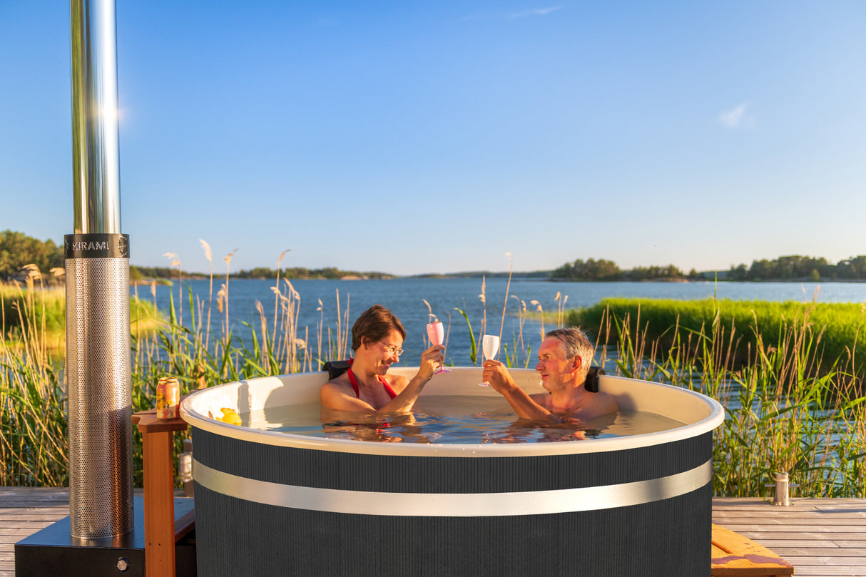 Kirami Breezy M | Hot Tub mit Holzofen | 170 cm / 22 kW